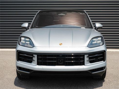 Certified 2026 Porsche Cayenne S AWD/4WD image 37