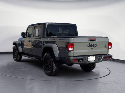 Used 2021 Jeep Gladiator Sport image 5