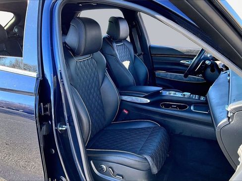 Used 2023 Genesis GV70 3.5T Sport w/ Sport Advanced Package image 22