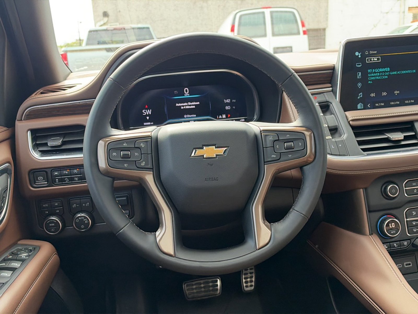 Used 2023 Chevrolet Tahoe High Country AWD/4WD image 2