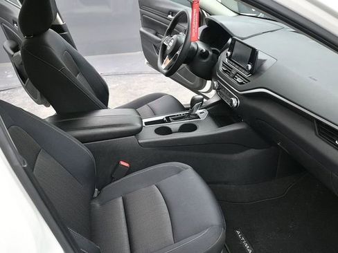 Used 2021 Nissan Altima 2.5 S image 15