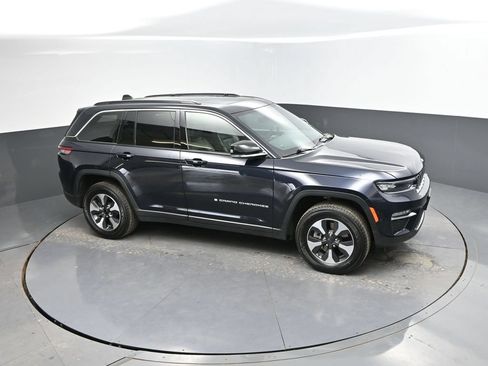 Used 2024 Jeep Grand Cherokee Limited 4xe AWD/4WD image 26