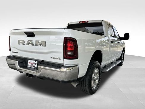 Used 2025 RAM 2500 Big Horn AWD/4WD image 3