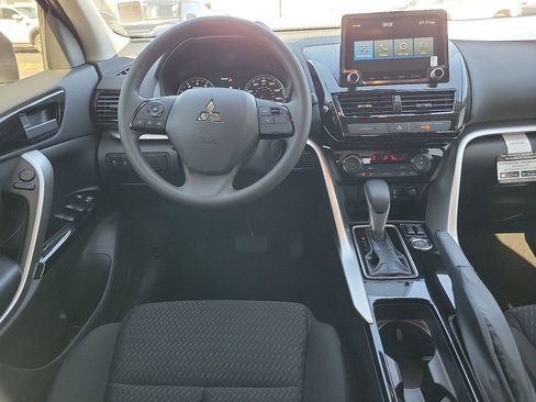 New 2026 Mitsubishi Eclipse Cross LE image 8