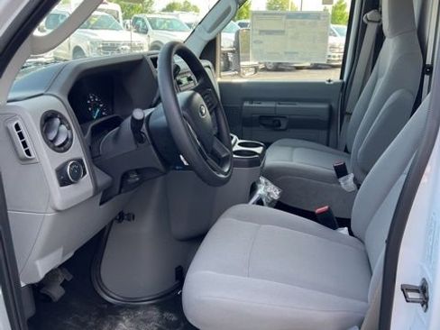 New 2025 Ford E-450 and Econoline 450 Super Duty w/ Driver's Safety Package image 13