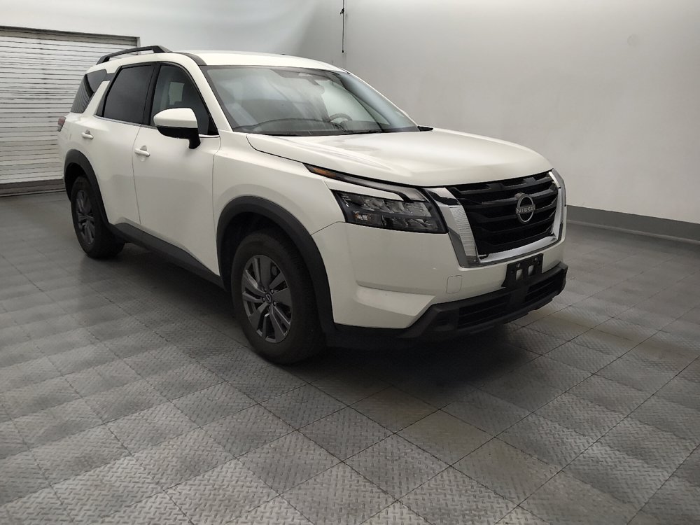 Used 2024 Nissan Pathfinder SV FWD image 13