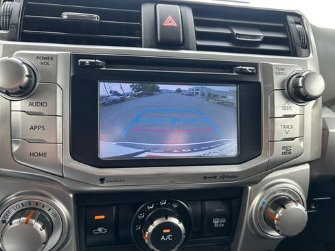 Certified 2019 Toyota 4Runner SR5 AWD/4WD image 22