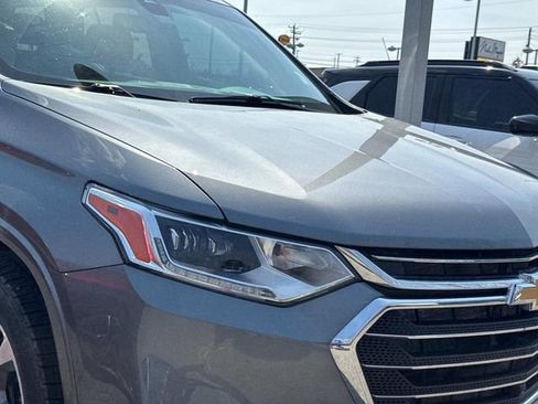 Used 2021 Chevrolet Traverse Premier image 10