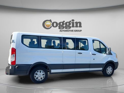 Used 2019 Ford Transit 350 XLT image 5