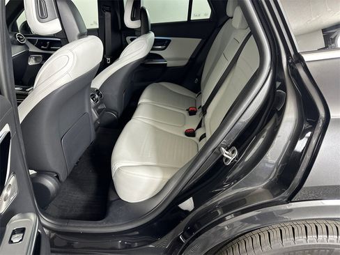 Certified 2024 Mercedes-Benz GLC 300 image 23