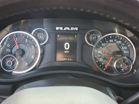 Used 2024 RAM 2500 Big Horn image 26