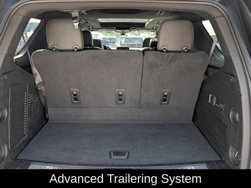 Used 2021 Chevrolet Tahoe Premier w/ Premium Package RWD image 30