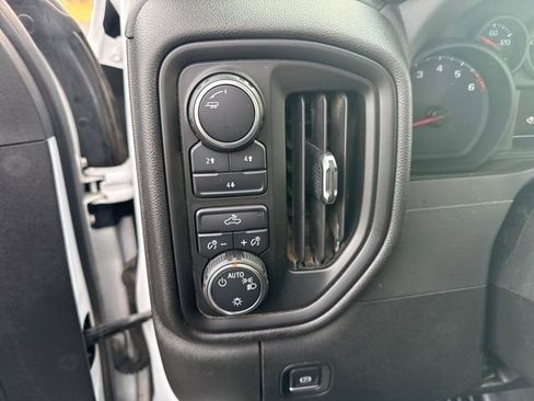 Used 2022 Chevrolet Silverado 2500 W/T w/ WT Convenience Package image 23