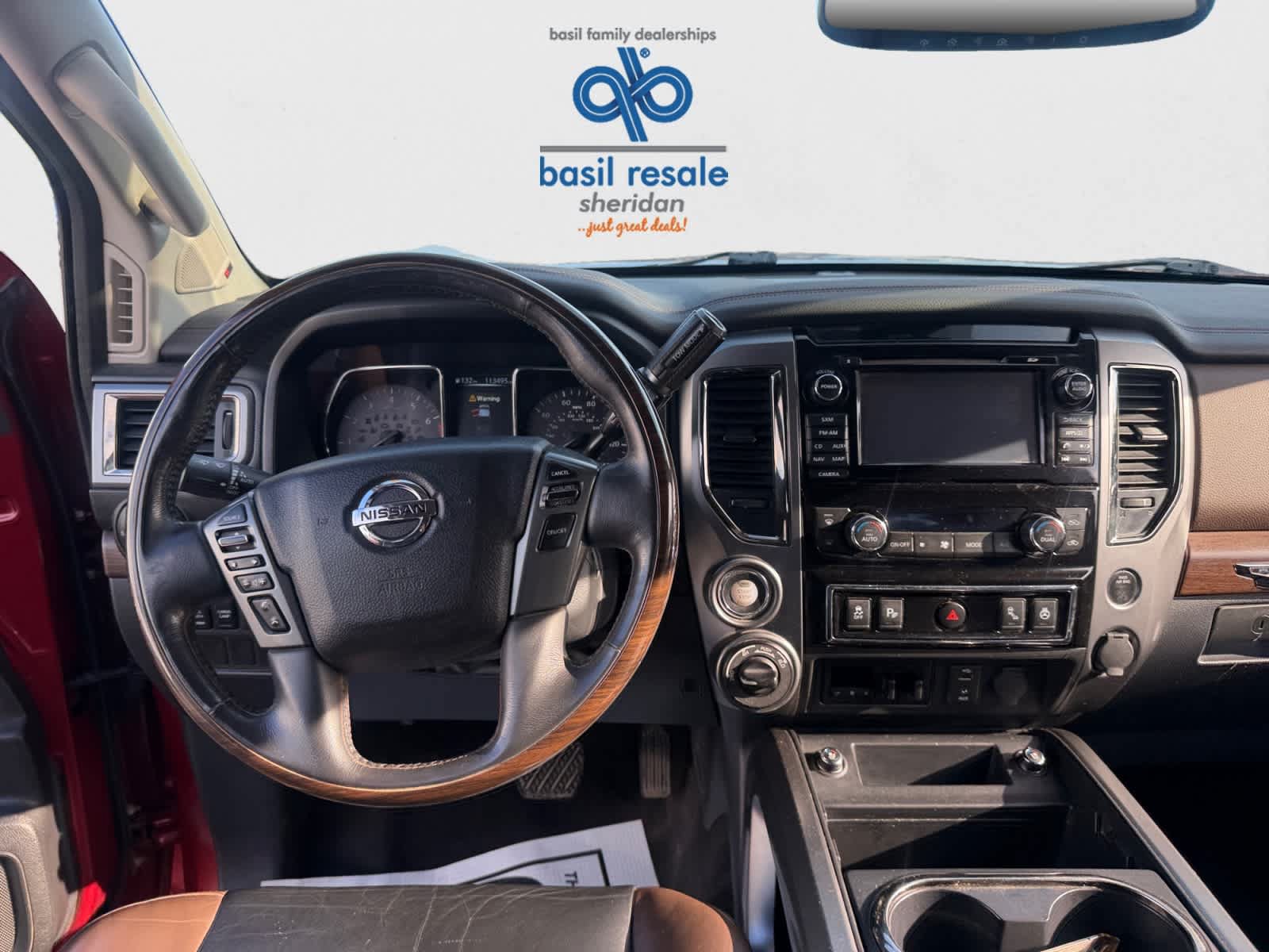 Used 2017 Nissan Titan Platinum Reserve AWD/4WD image 12