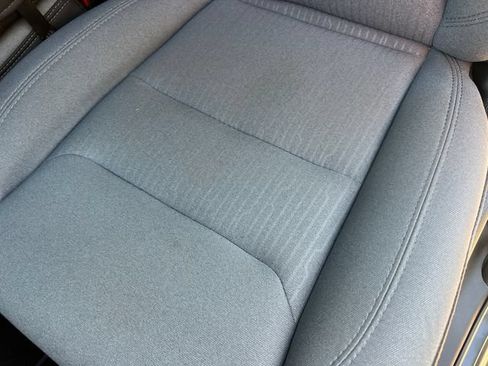 Used 2021 RAM 1500 Big Horn AWD/4WD image 14