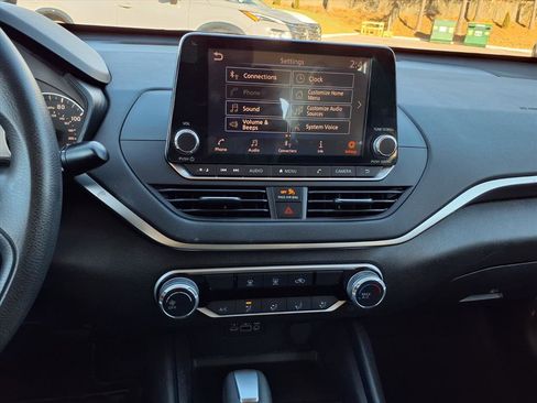 Used 2019 Nissan Altima 2.5 S image 15