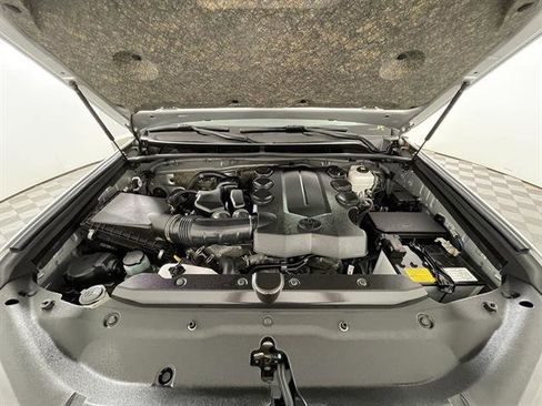 Used 2022 Toyota 4Runner SR5 Premium image 22