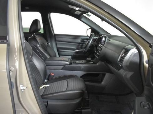 Certified 2024 Nissan Pathfinder Rock Creek AWD/4WD image 37