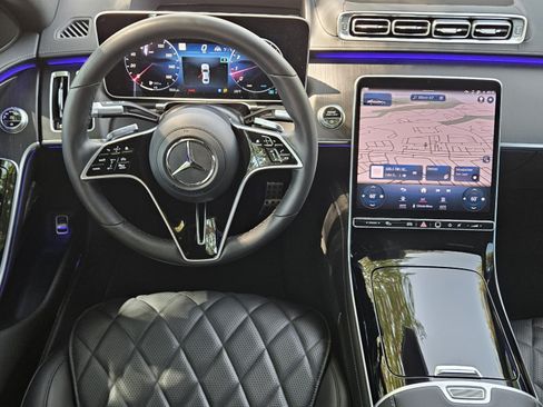 Certified 2024 Mercedes-Benz S 580 4MATIC Sedan image 17