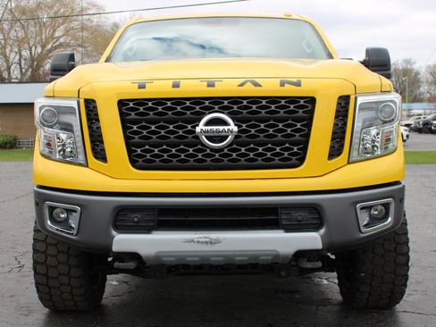 Used 2017 Nissan Titan PRO-4X w/ Pro-4x Convenience Package image 2