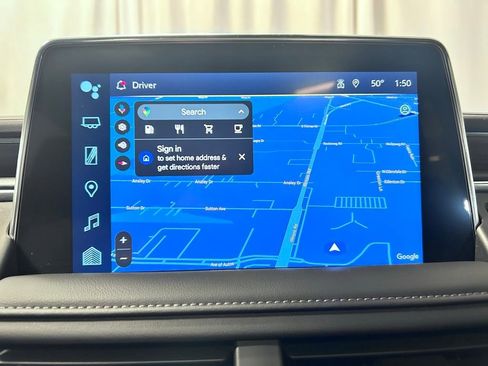 Used 2023 Chevrolet Suburban Z71 w/ Off-Road Capability Package image 15