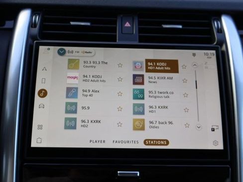 Certified 2025 Land Rover Discovery S AWD/4WD image 21
