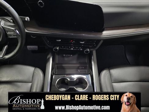 Used 2025 Chevrolet Tahoe Z71 AWD/4WD image 23