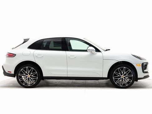 New 2025 Porsche Macan image 36