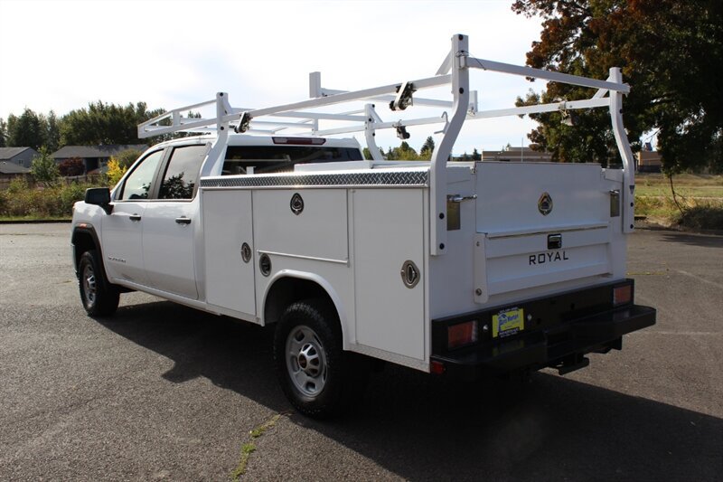 Used 2023 GMC Sierra 2500 Pro w/ Convenience Package AWD/4WD image 3