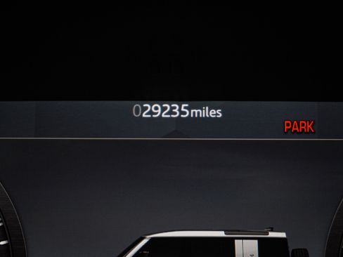 Used 2021 Land Rover Defender 110 X image 22