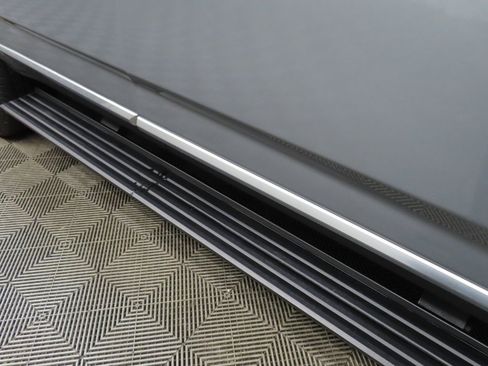 Used 2024 GMC Yukon Denali image 54