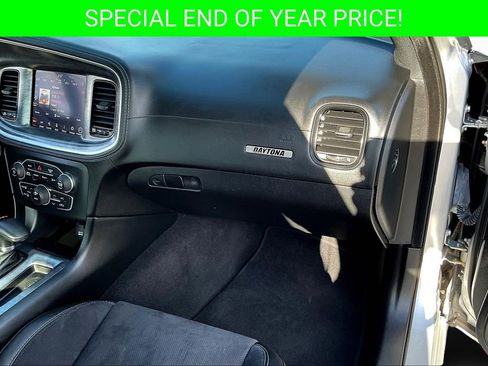 Used 2022 Dodge Charger Scat Pack w/ Daytona Edition Group image 26