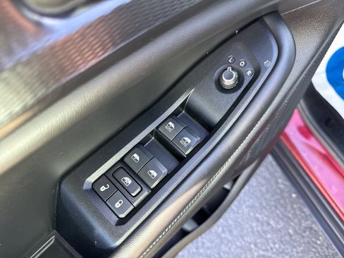 Used 2024 Jeep Grand Cherokee L Laredo AWD/4WD image 13
