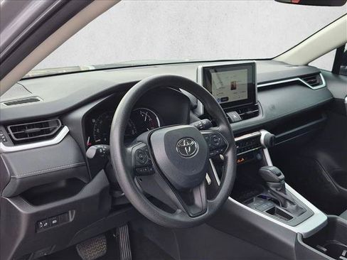 Used 2025 Toyota RAV4 LE FWD image 10