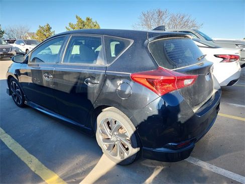 Used 2018 Toyota Corolla iM image 4