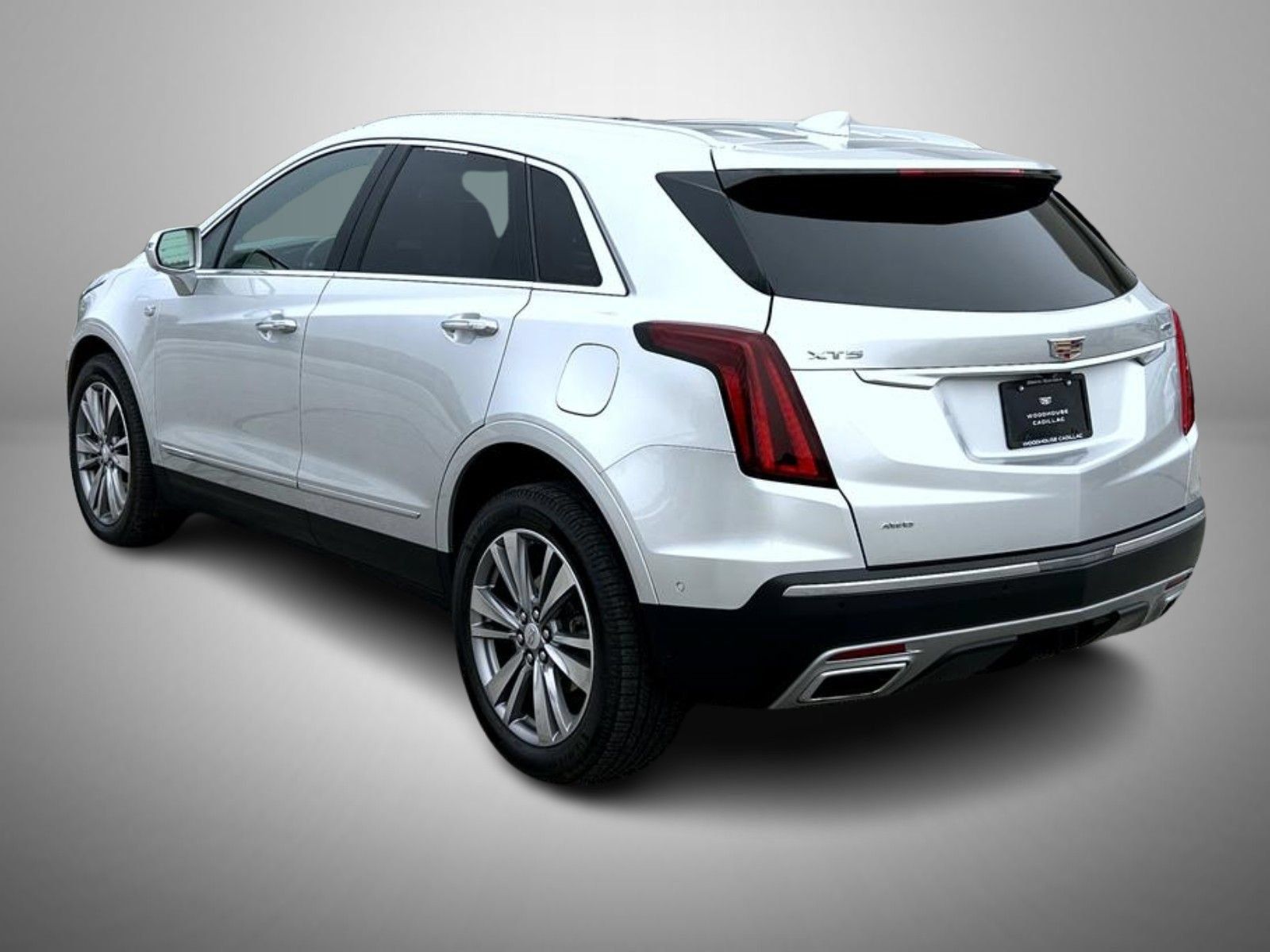 Used 2020 Cadillac XT5 Premium Luxury w/ Platinum Package AWD/4WD image 7