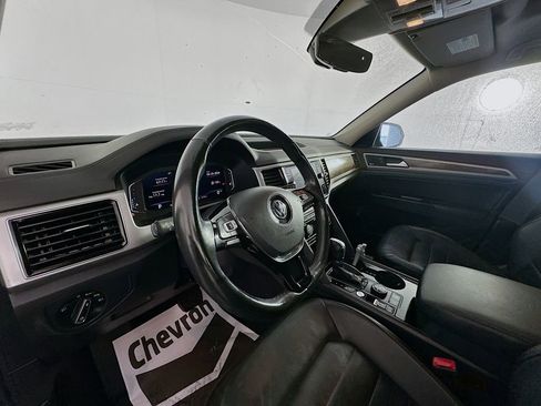 Used 2019 Volkswagen Atlas SEL Premium AWD/4WD image 9