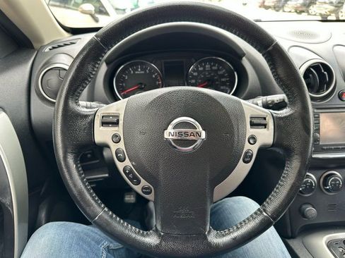 Used 2013 Nissan Rogue SL image 16