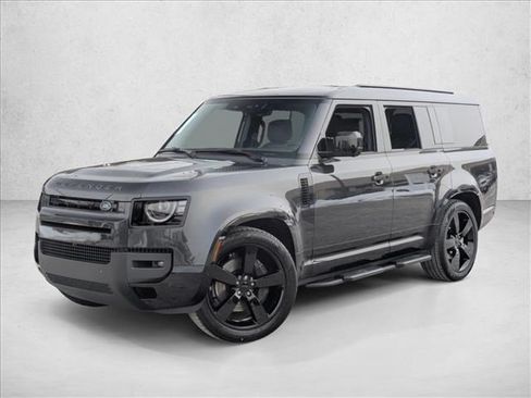 Used 2026 Land Rover Defender 130 X-Dynamic SE AWD/4WD image 1