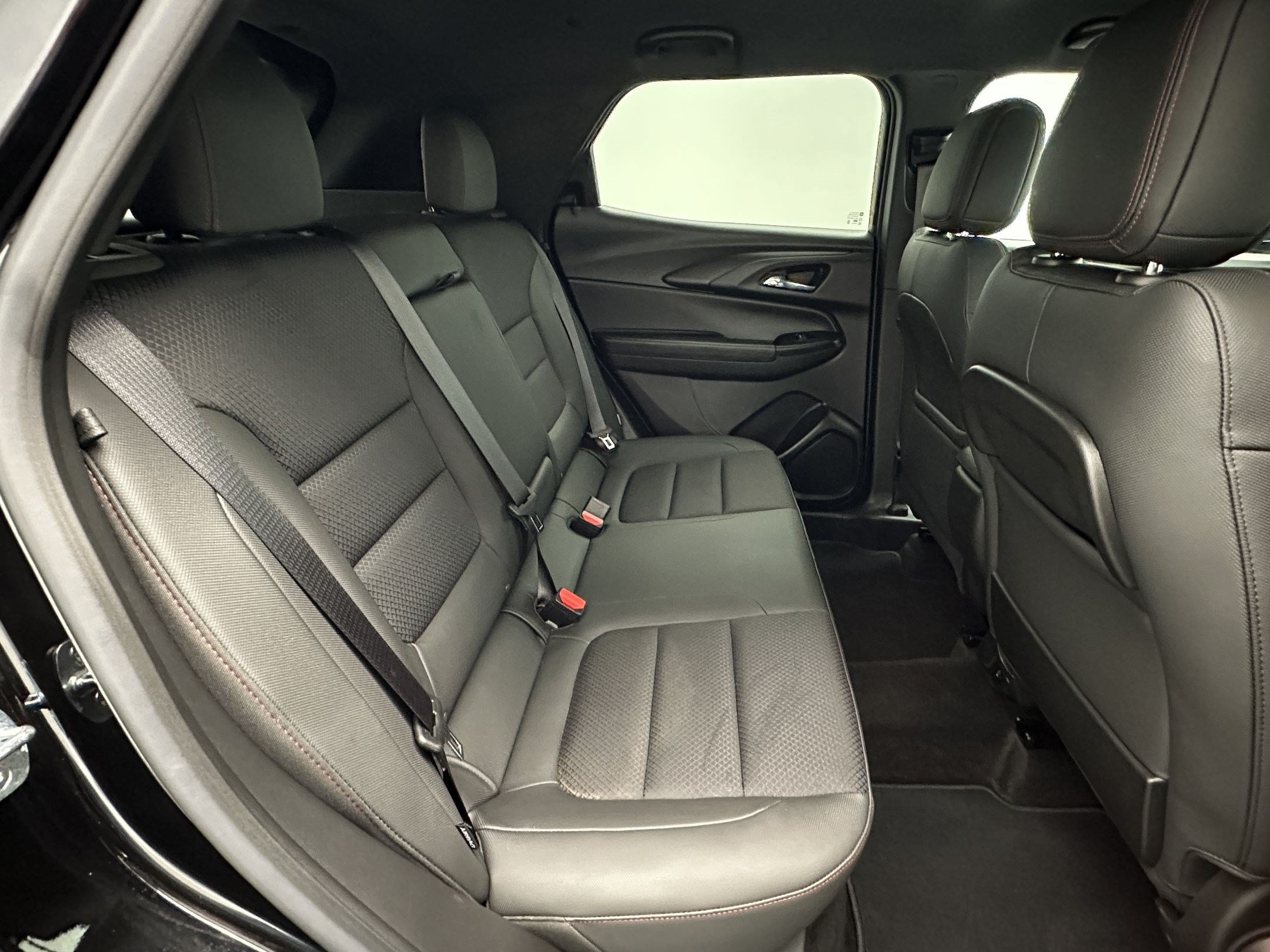 Certified 2023 Chevrolet TrailBlazer RS w/ Convenience Package AWD/4WD image 26
