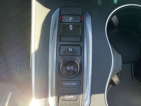 Used 2017 Acura MDX SH-AWD w/ Advance Package image 23