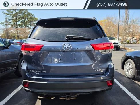 Used 2018 Toyota Highlander XLE image 5