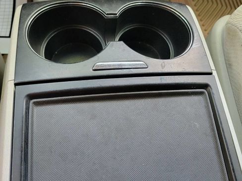 Used 2012 Toyota Sienna LE image 16