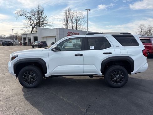 New 2025 Toyota 4Runner SR5 image 26