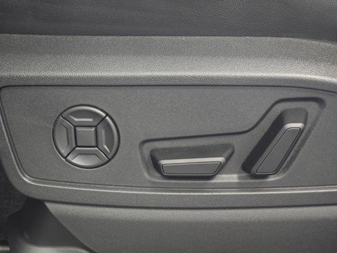 Used 2025 Audi Q5 Premium Plus w/ Premium Plus image 23