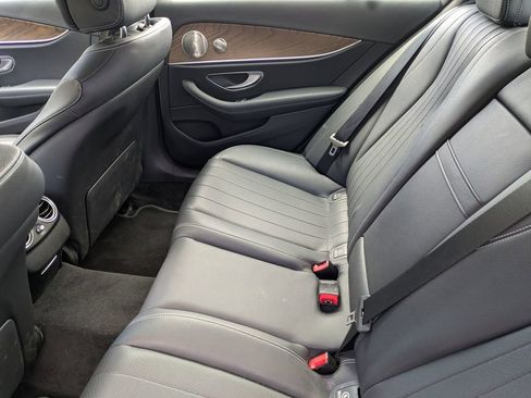Used 2021 Mercedes-Benz E 350 4MATIC Sedan image 31