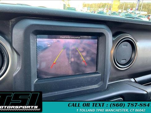 Used 2019 Jeep Wrangler Sport image 21