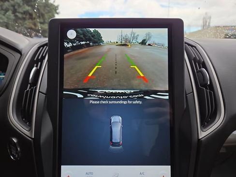 Used 2024 Ford Edge SEL w/ Convenience Package image 25