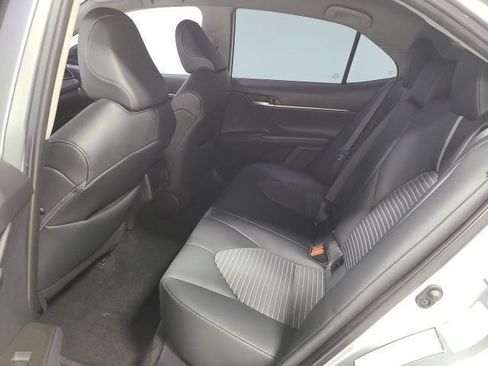 Used 2023 Toyota Camry SE FWD image 18