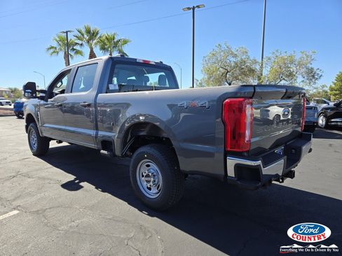 New 2026 Ford F250 XL AWD/4WD image 3